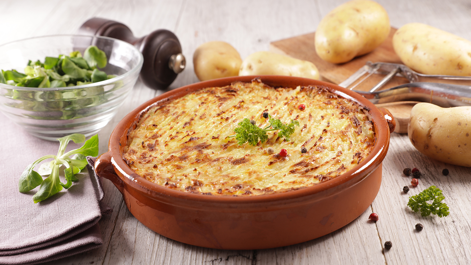 baked potato, minced beef- traditional hachis parmentier- shepherd's